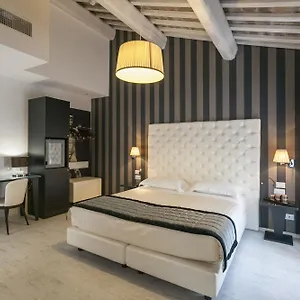 hotel-nazionale-ferrara.emilia-romagnahotels.net/